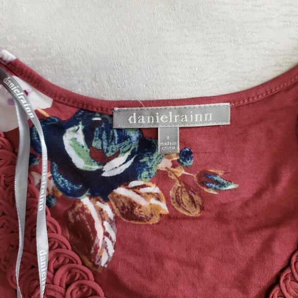 Daniel Rain Stitch Fix floral tunic crochet trim top Size Small Office Work Wear - Picture 3 of 10